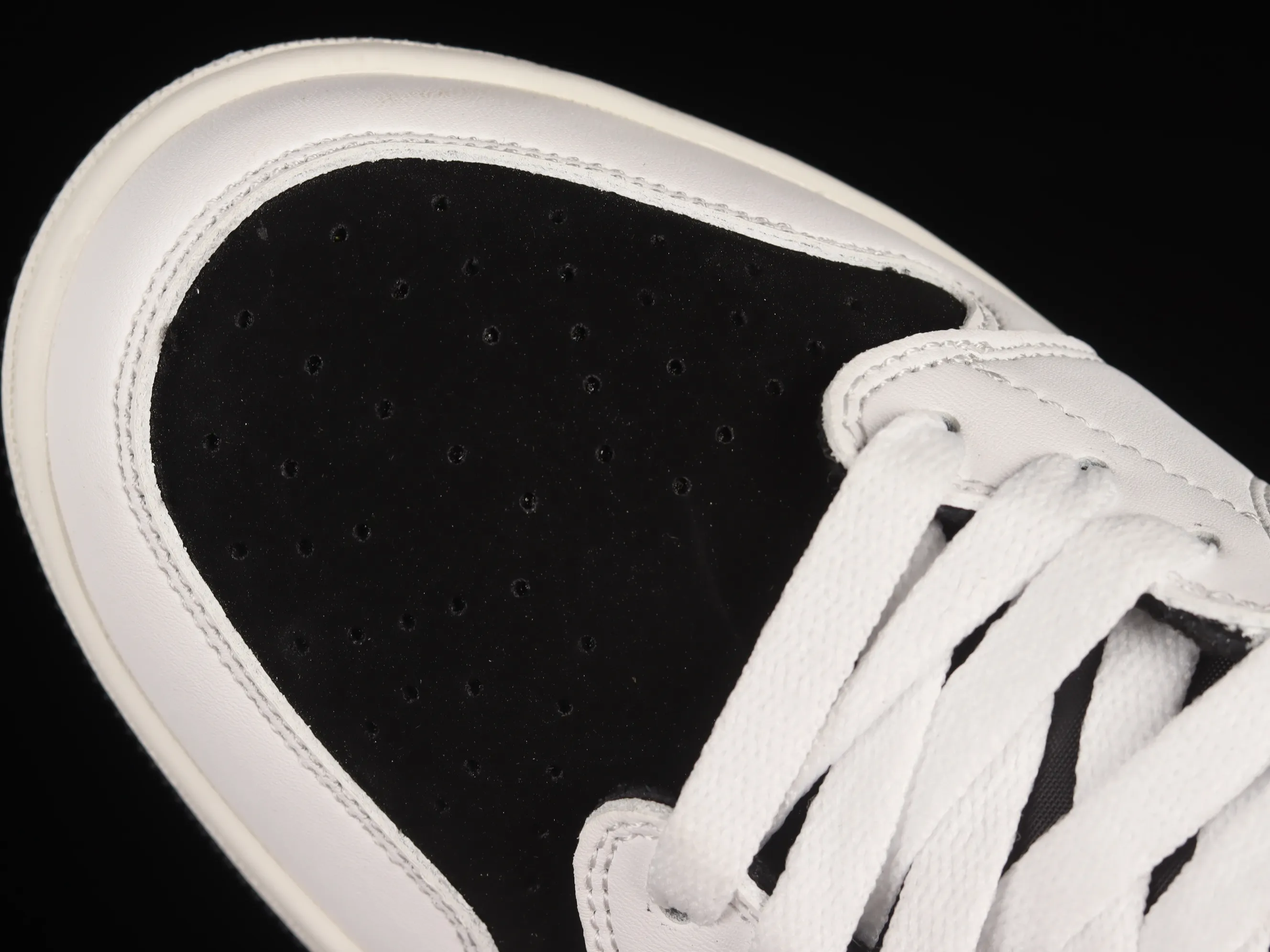 All Categories Air Jordan Jordan Series Basketball Shoes Air Jordan 1 Low Travis Scott x Jordan 1 Low AJ 1 OG Barb Anti-Hook Ghostface Low CQ4277-311
